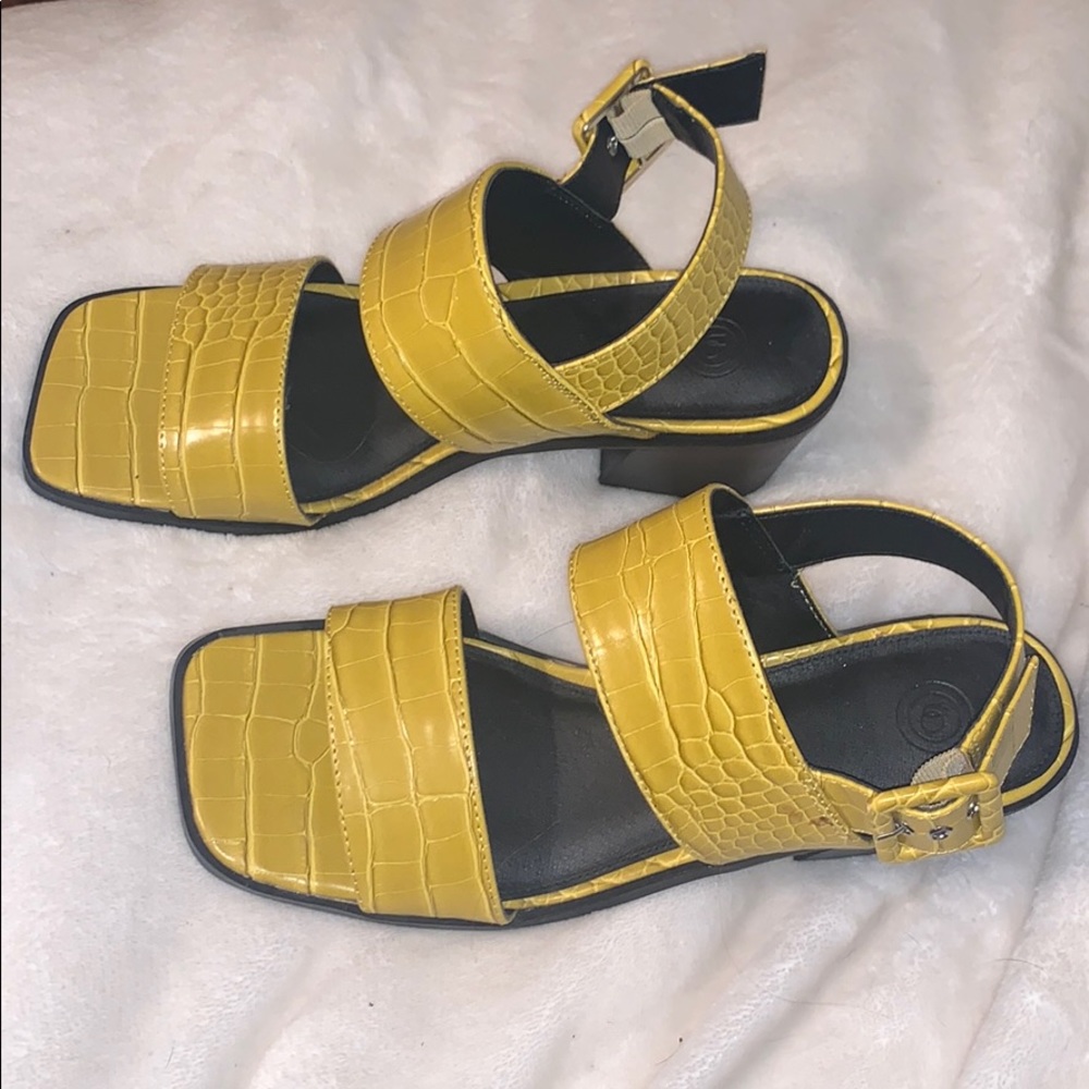 UO Nicole Slingback Sandal